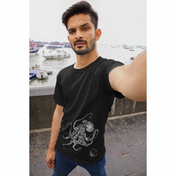 T-shirt noir homme motif Poulpe par Fenua Factory Longitude 181
